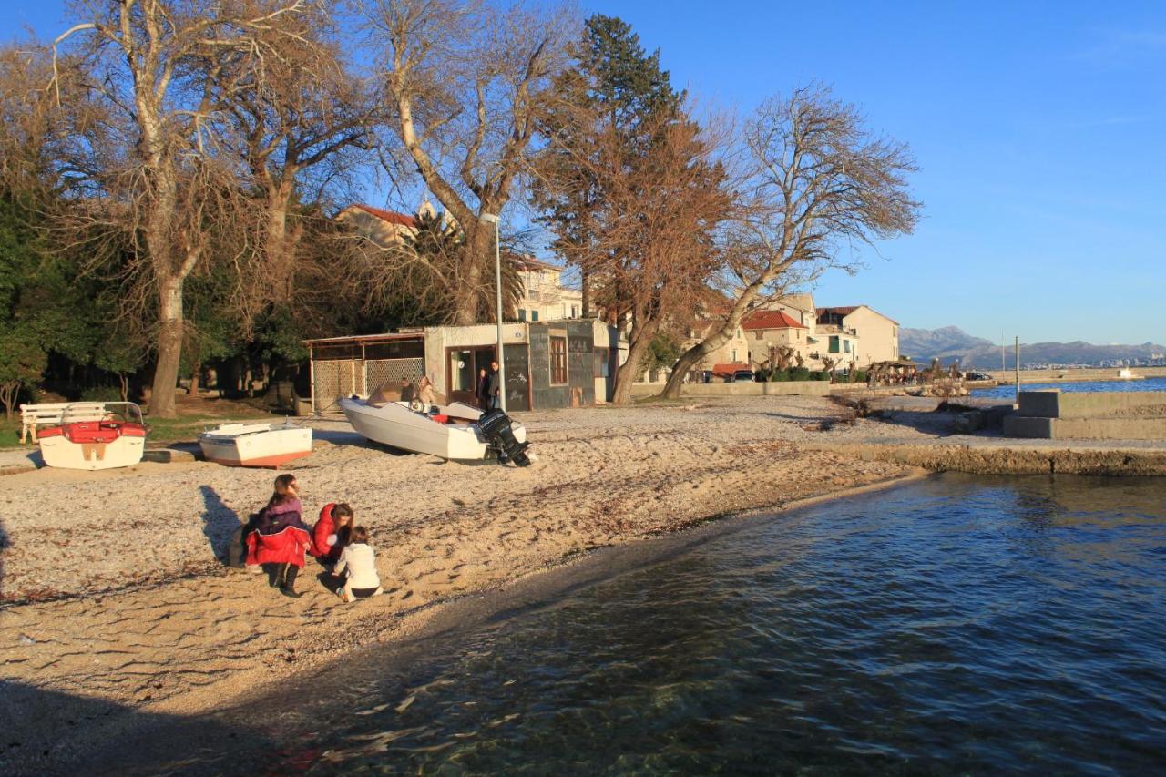 Apartments With A Swimming Pool Kastel Luksic, Kastela - 20582 ภายนอก รูปภาพ